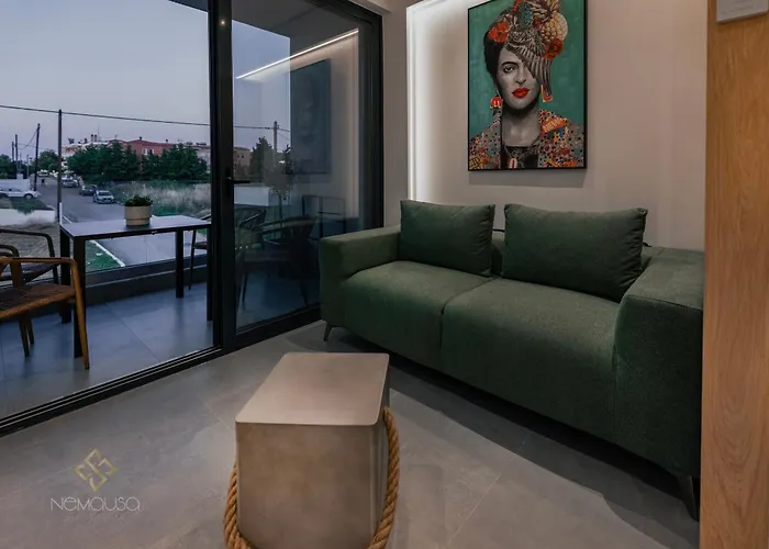 דירה Nemausa Luxury Living *